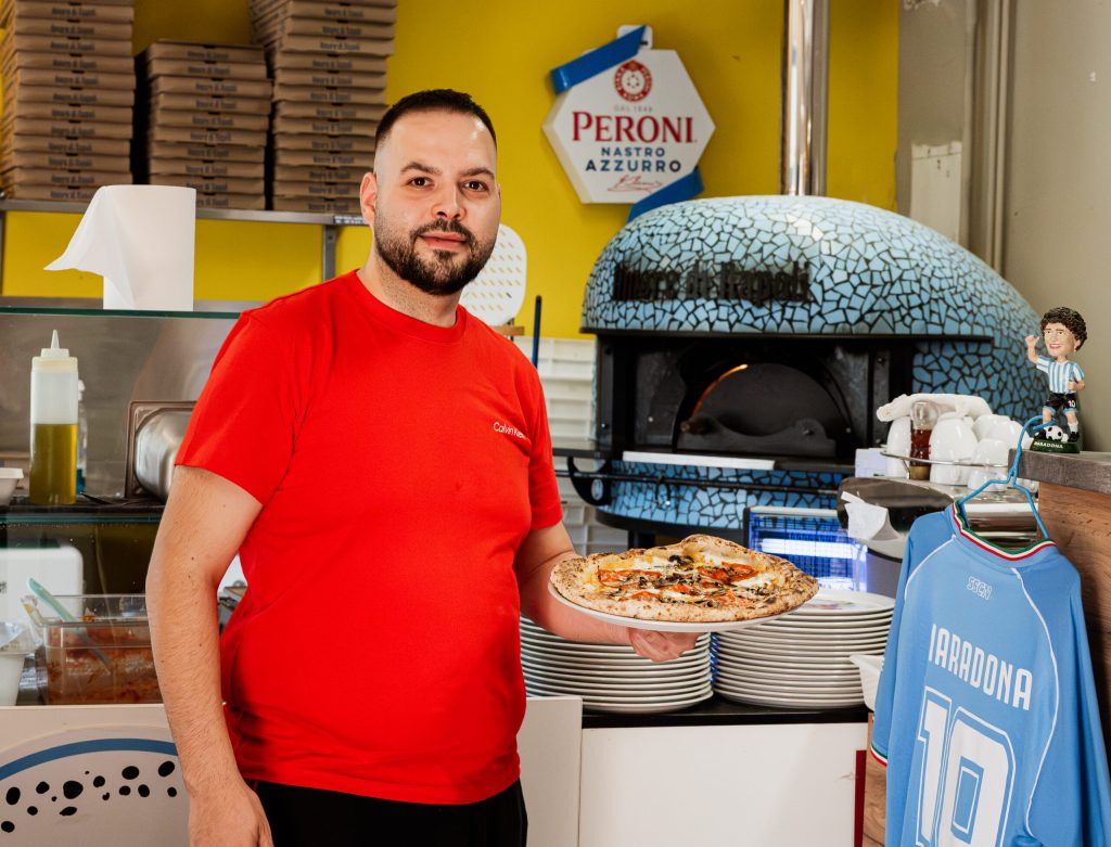 Tar Ákos (Amore di Napoli)